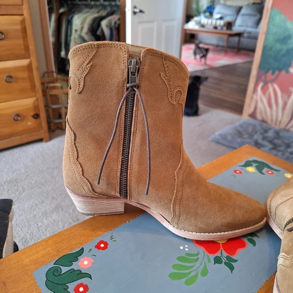 Free People Western Suede Boots NWT Sz 6 - Picture 3 of 5